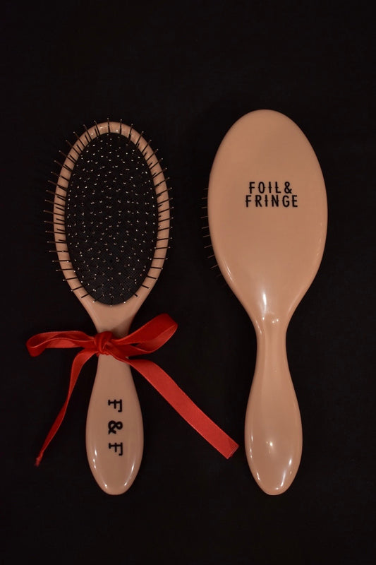 Foil & Fringe Brush